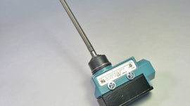 Slagger Limiting Micro Switch, Lever Actn, Side Connect